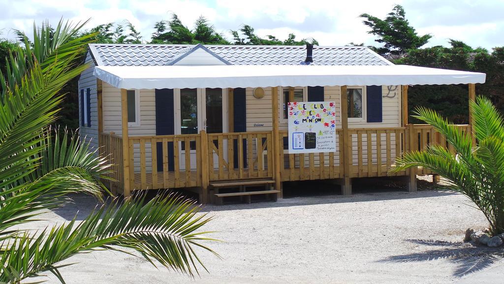 Camping De Kerurus Hotel Plouneour-Trez Exterior photo