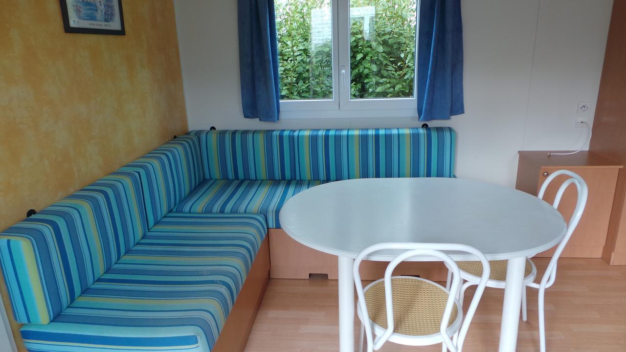 Camping De Kerurus Hotel Plouneour-Trez Room photo